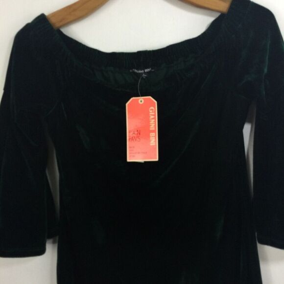 Gianni Bini Velvet Off Shoulder 3/4 Flutter Sleeve Dress Emerald Green Large NWT - Picture 2 of 8